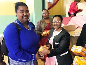 Deputy Minister Xasa interacts with Graaff-Reinet community