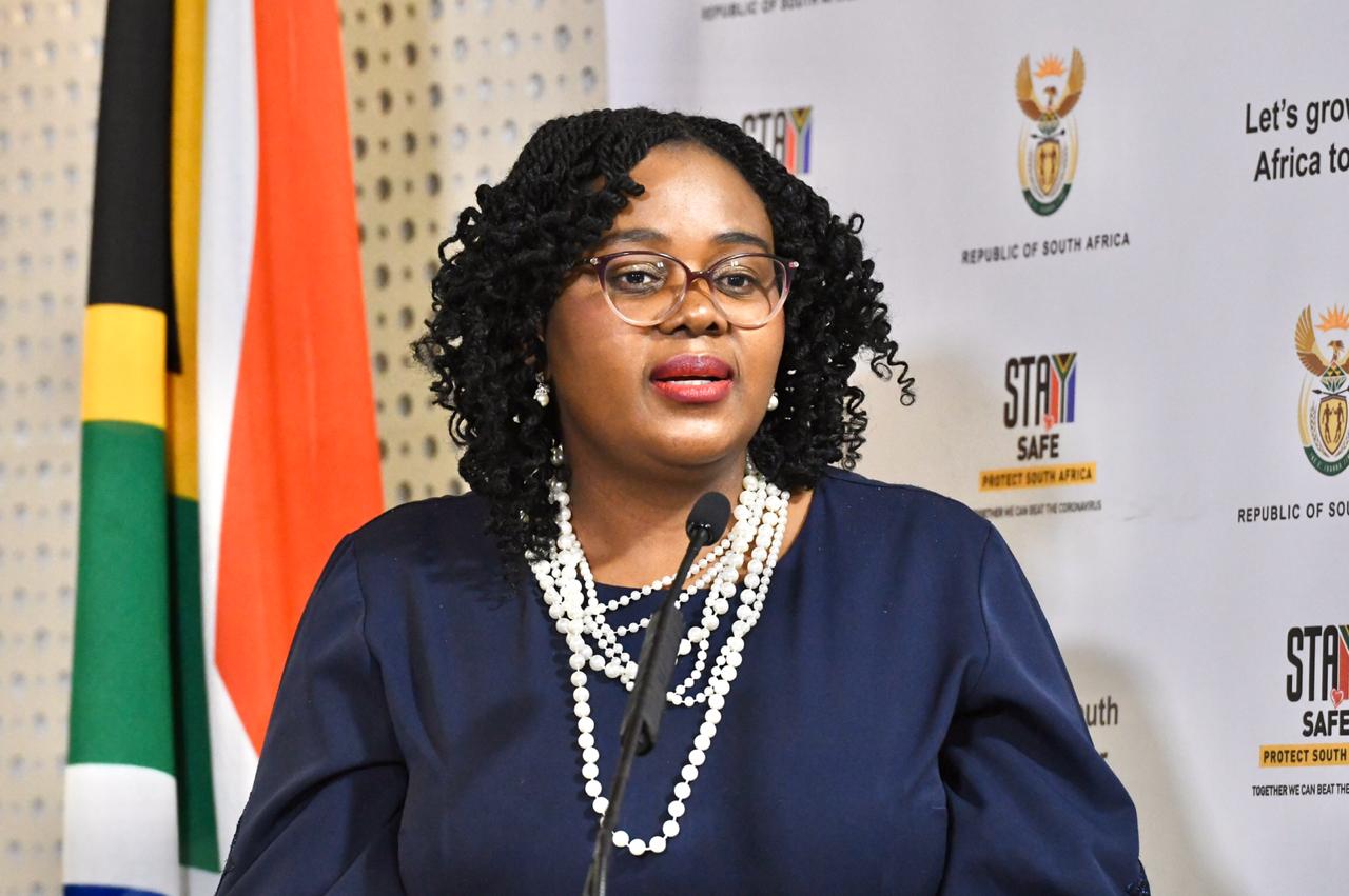 Minister Kubayi-Ngubane appeals against non-compliance by restaurants