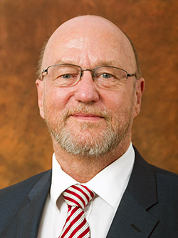 Minister Derek Hanekom