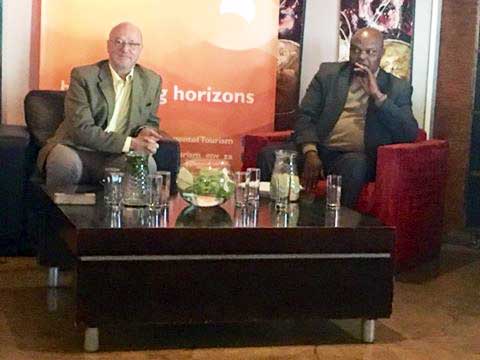 Minister Hanekom engages with tourism stakeholders in the Free State